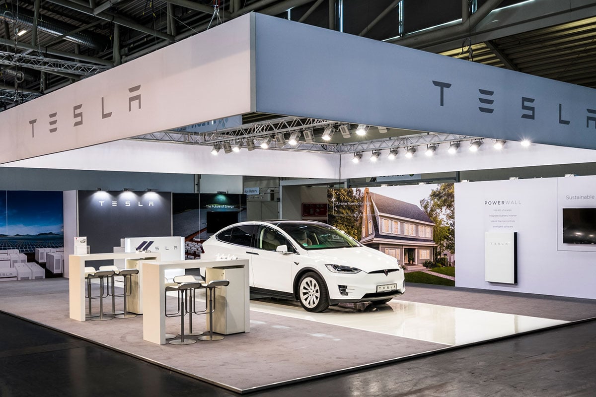rocketexpo-messebau-tesla
